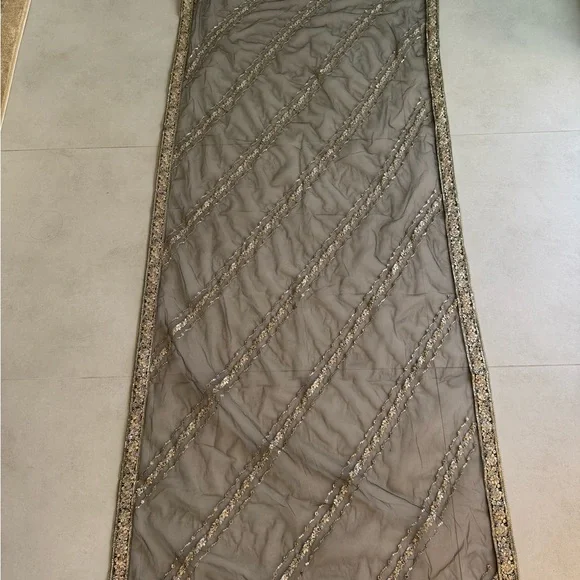 Lashkaraa Dark Grey Embellished Corset Style Lehenga - Picture 7 of 8